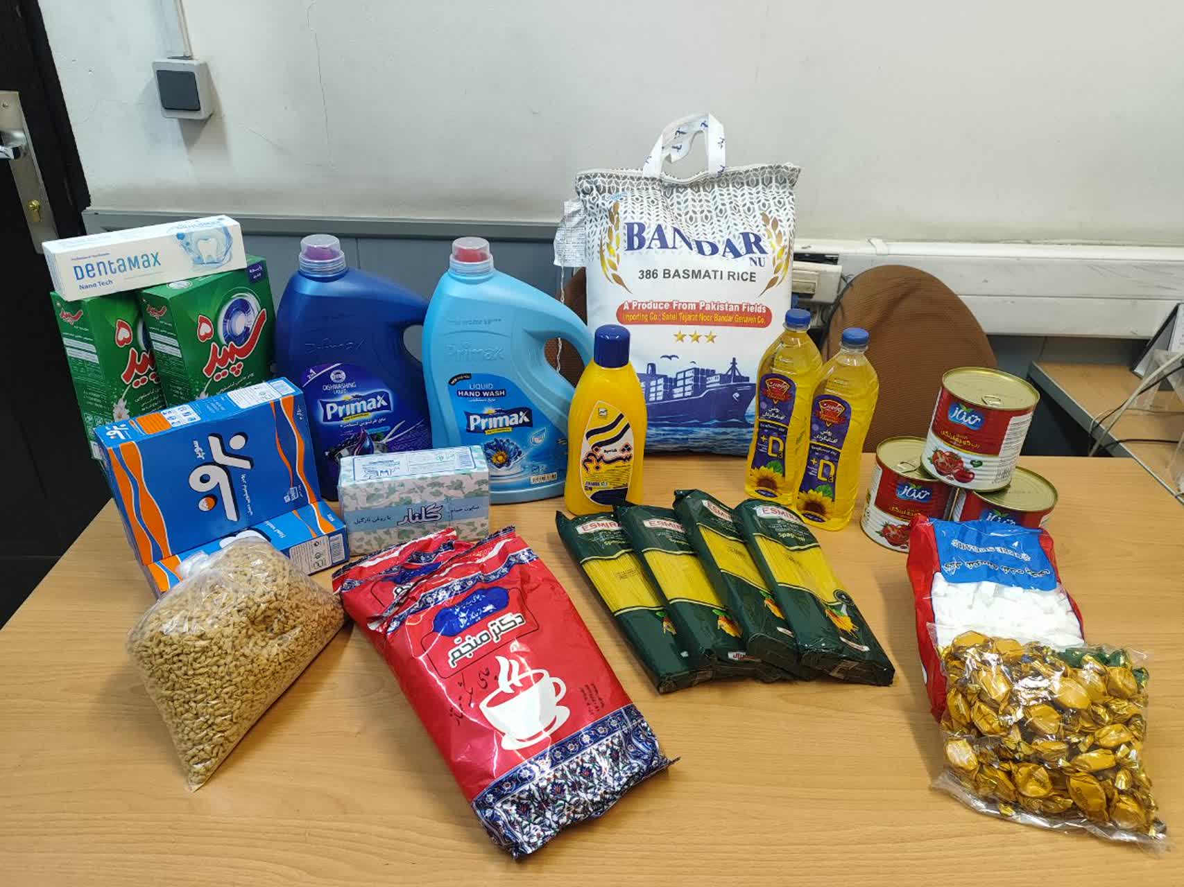 توزیع 210 بسته حمایتی و ارزاق غذایی در میان مددجویان تحت پوشش مؤسسه خیریه نیکسا